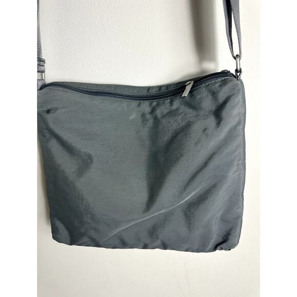 Baggallini Gray Crossbody Purse - Picture 2 of 11